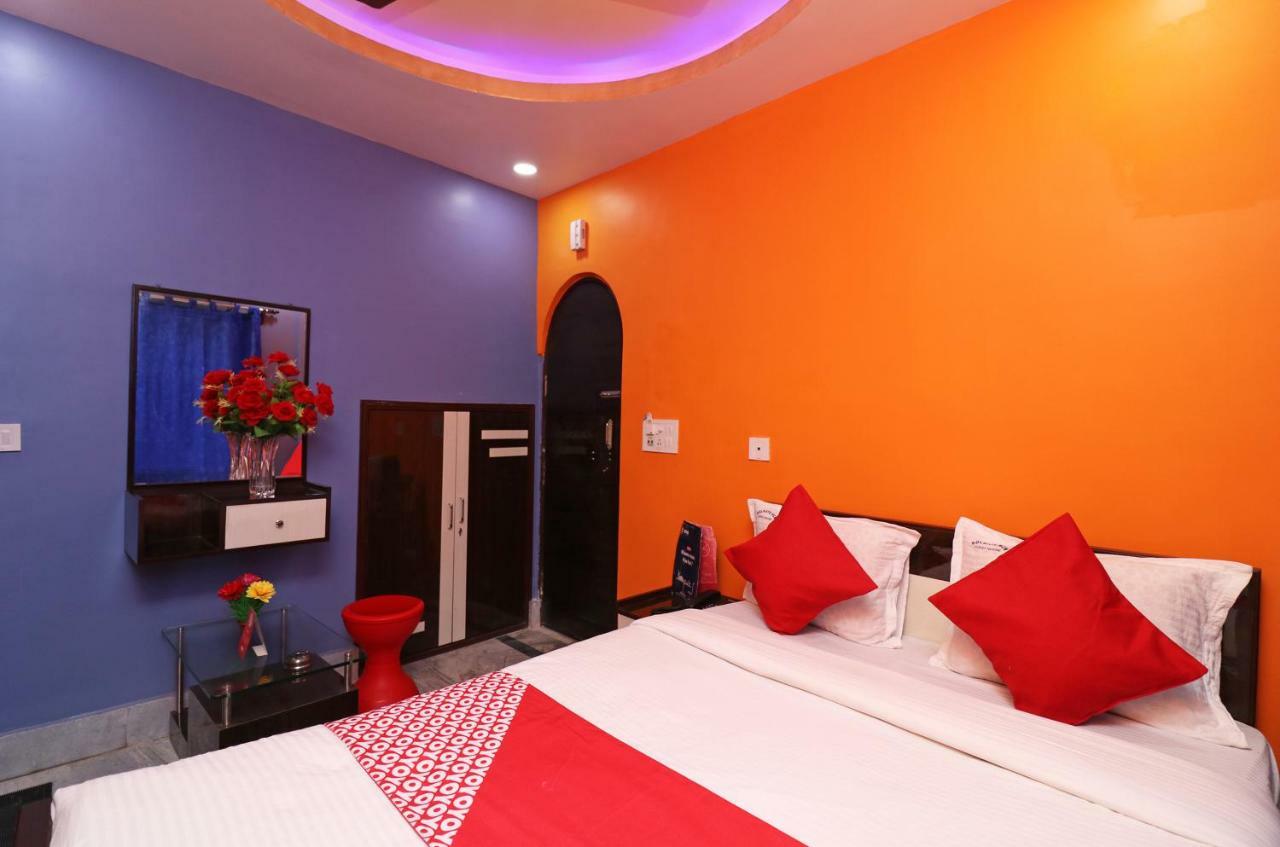Oyo 23364 Kolkata Hcn Guest House Екстериор снимка